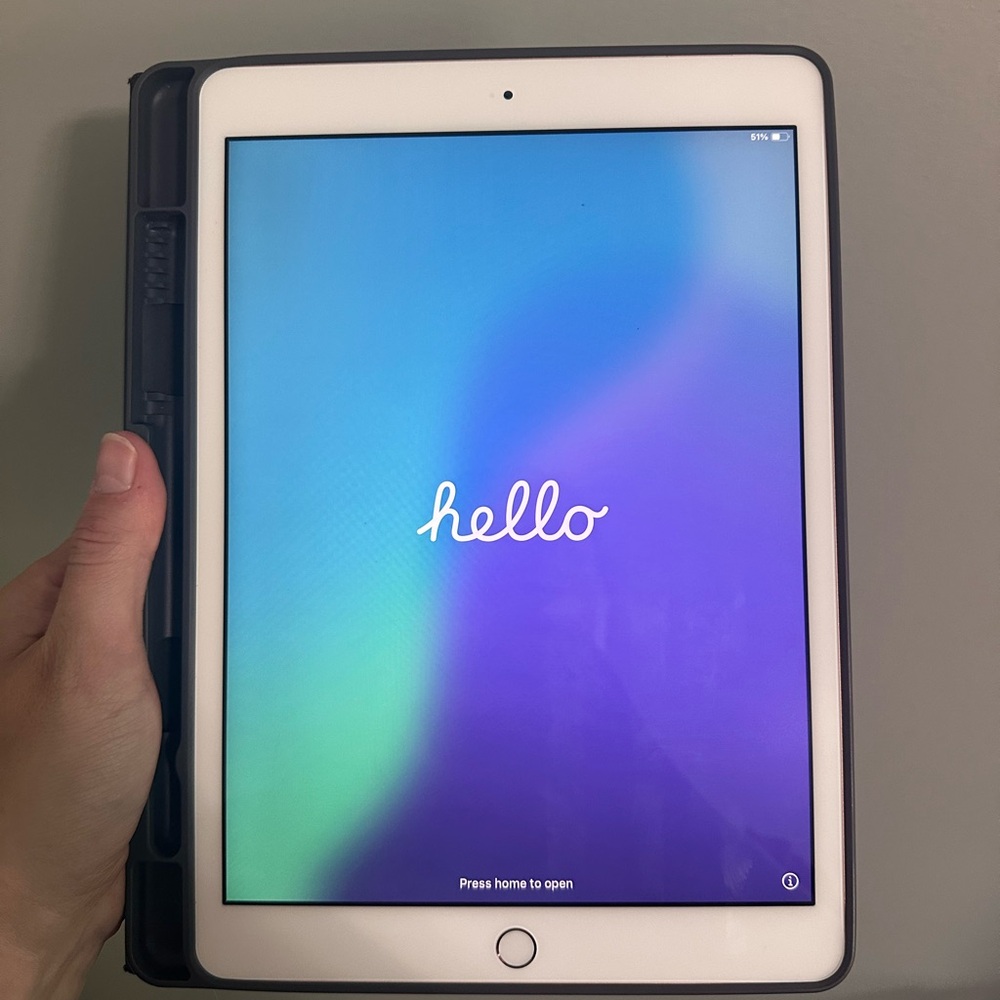 Apple iPad 8th Generation with Case